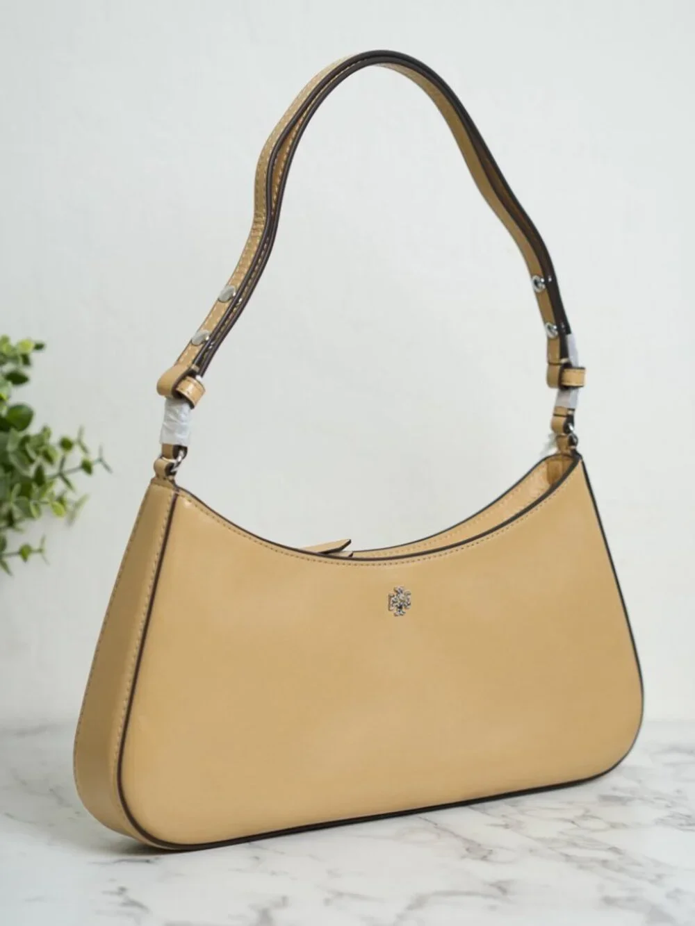 Tory Burch tory burch